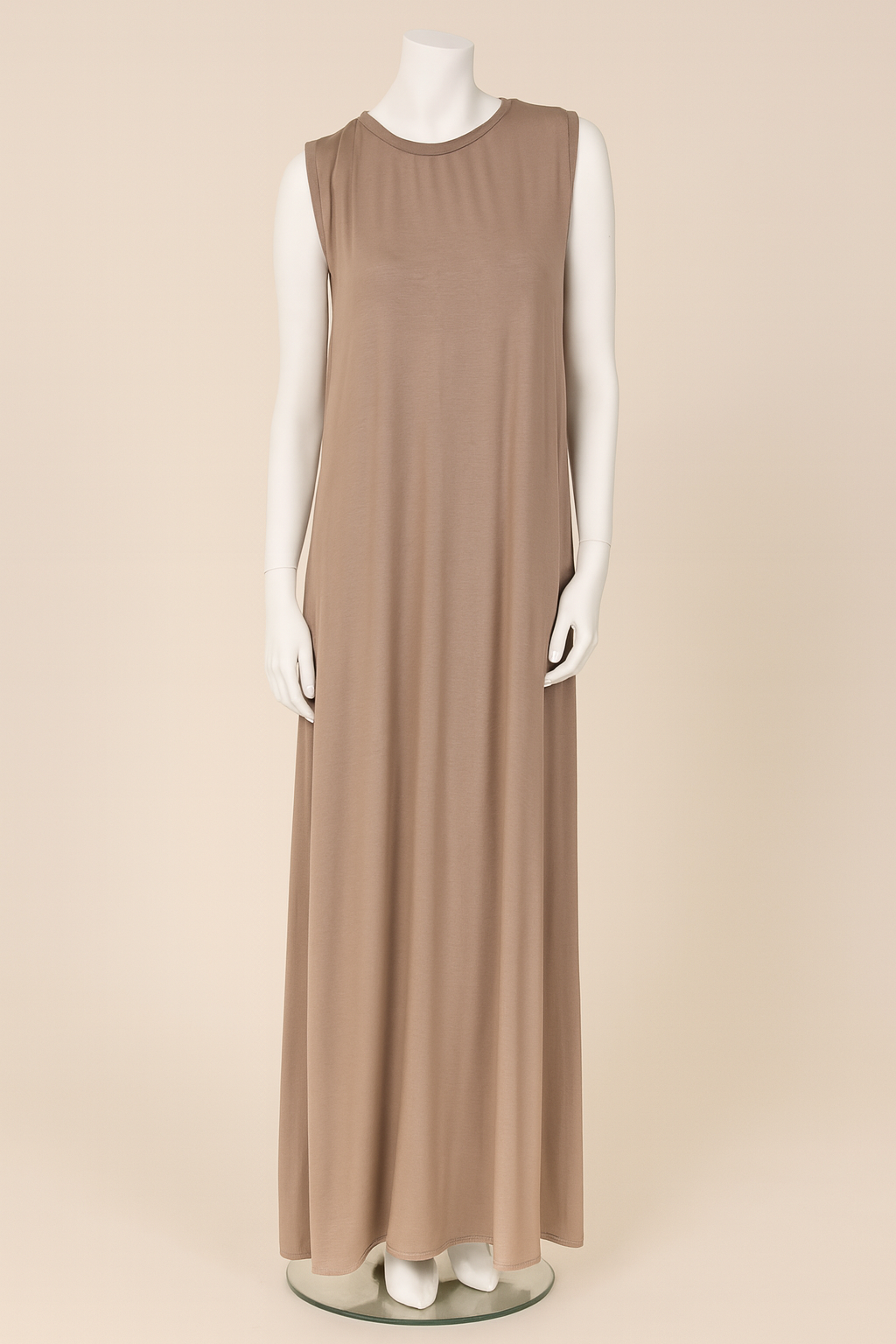 No sleeve basic dress