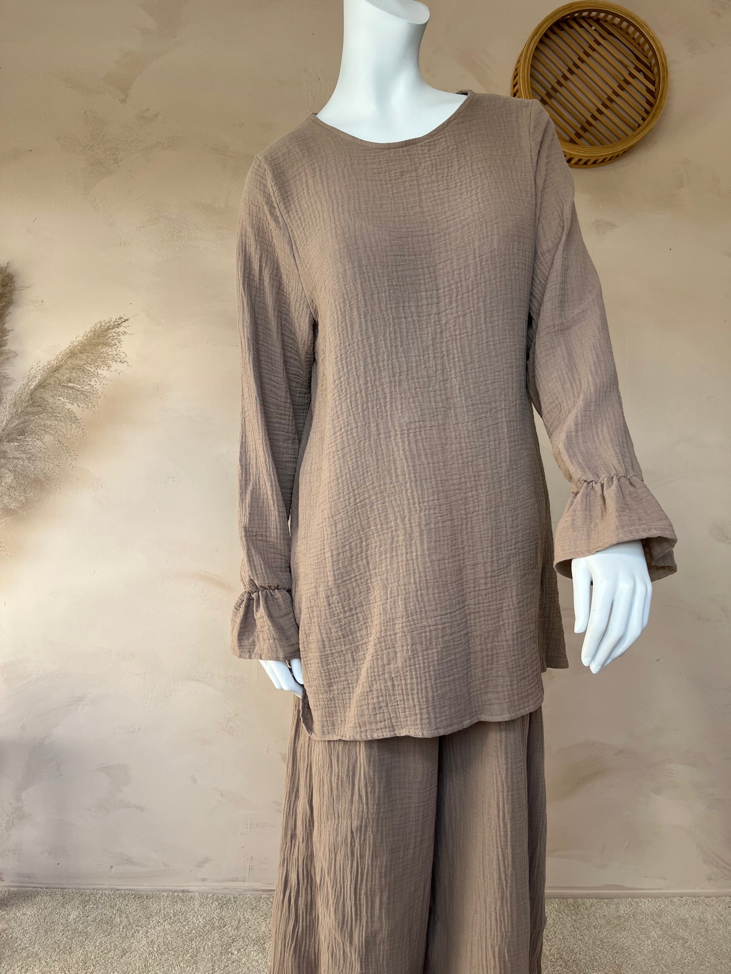 Cute sleeve blouse