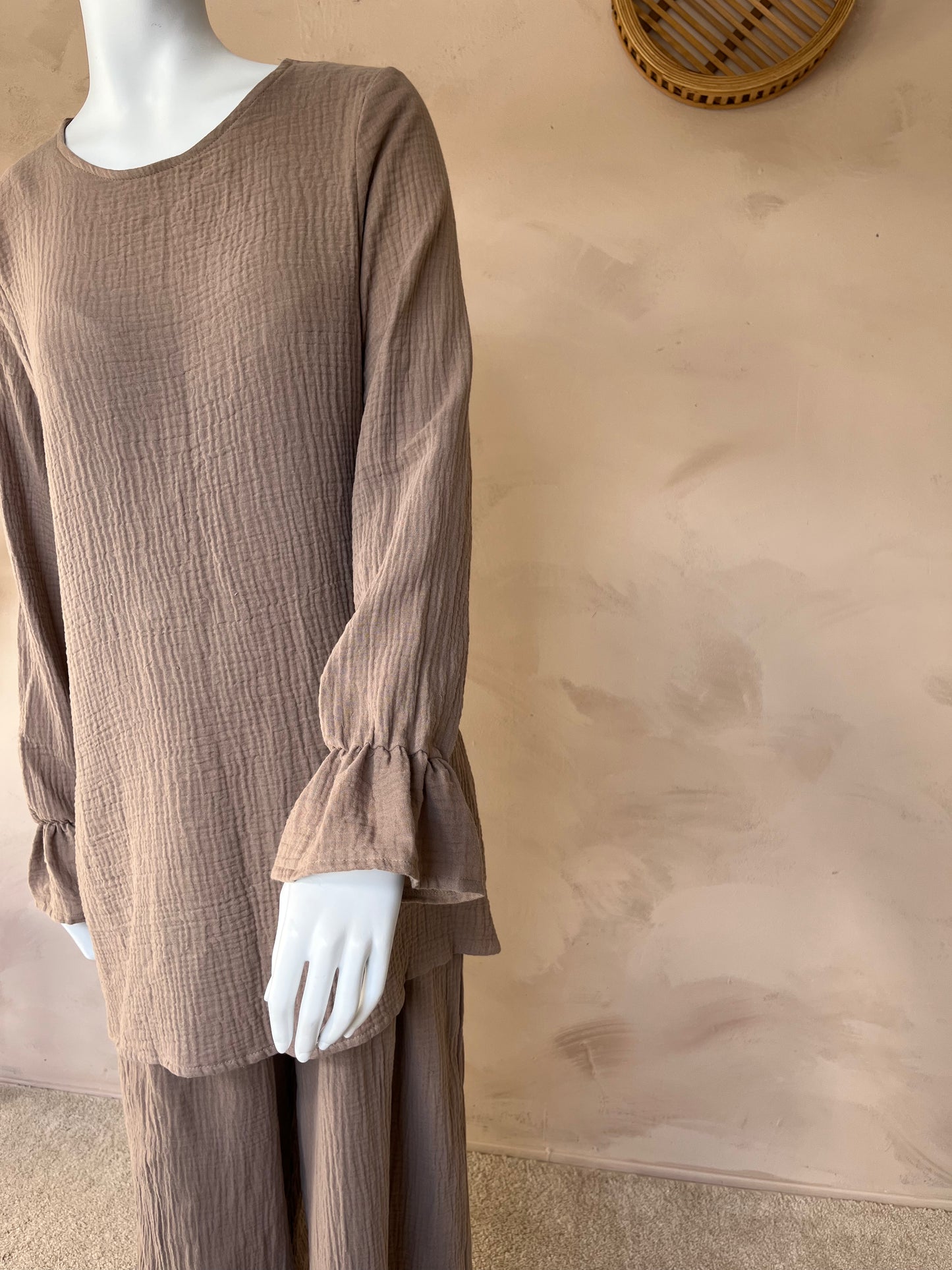 Cute sleeve blouse