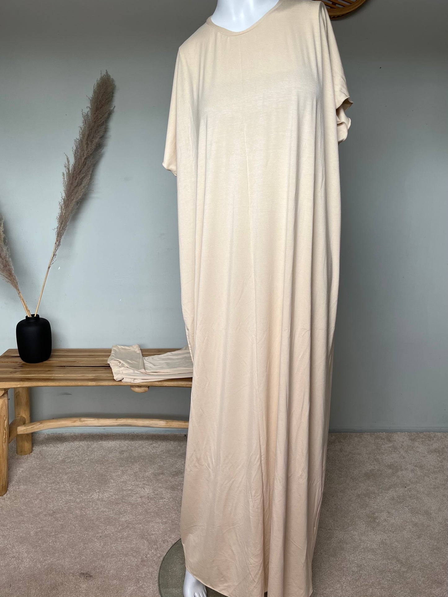 Short sleeve basic dress