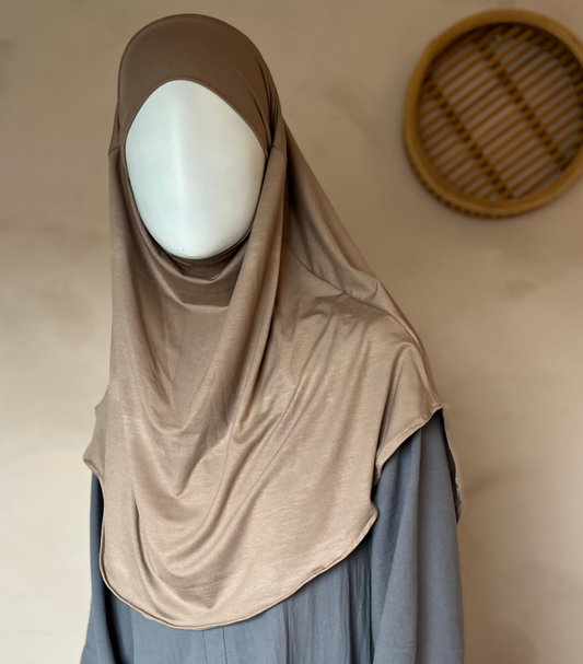 Short tie-back khimar