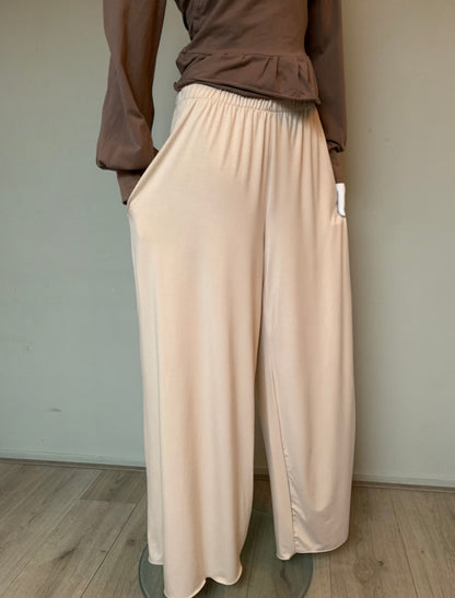 Wide pants