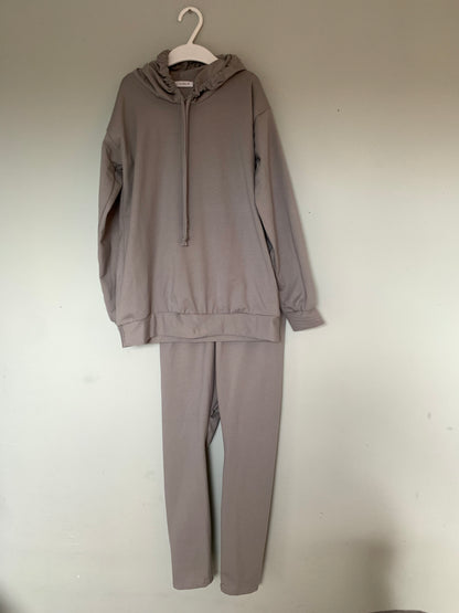 Hoodie sweater