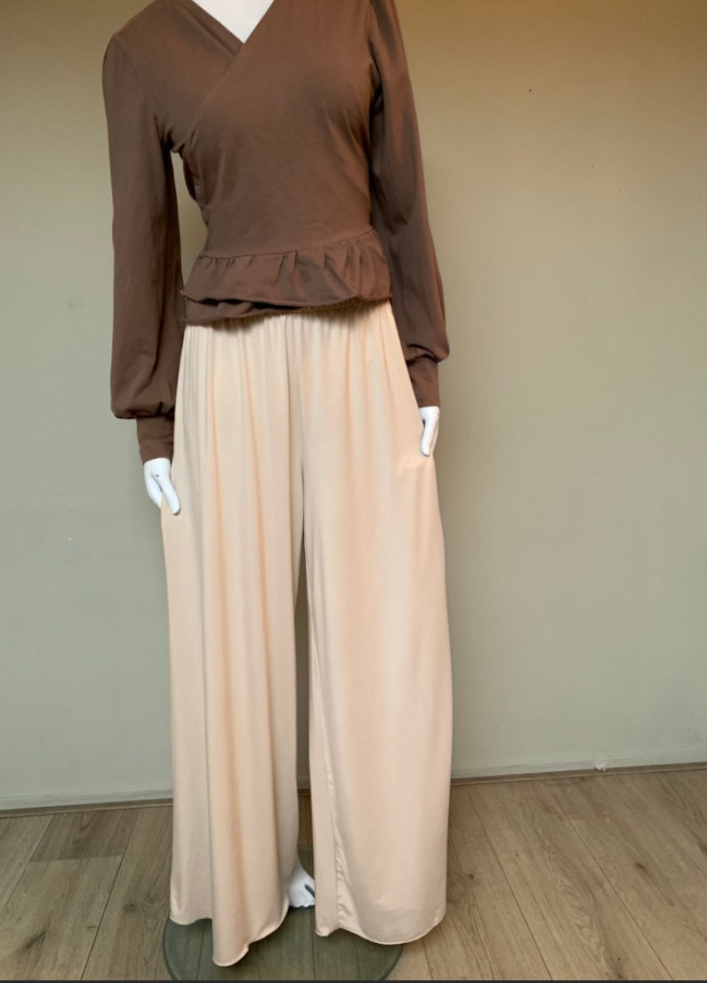 Wide pants